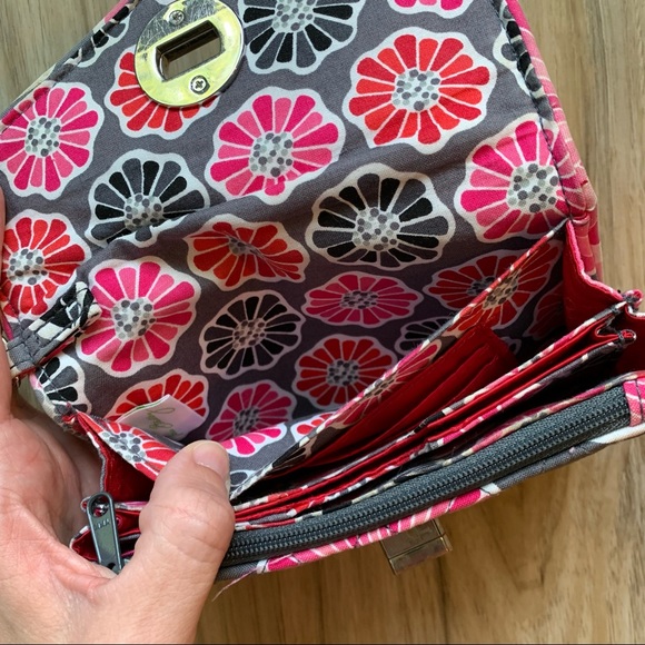 VERA BRADLEY Wallet Wristlet Cheery Blossoms Turn Lock Envelope Gray Red Pink - Picture 4 of 13